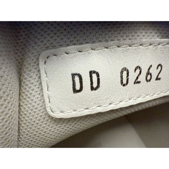 Louis Vuitton Womens White Embossed Leather Sneakers Size 8 With Monogram Detail - Picture 6 of 12